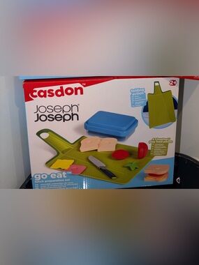 Casdon Joseph Joseph Go Eat Green Kids Lunch Prep Playset